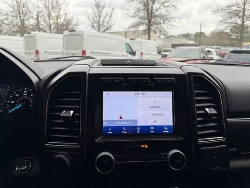 Used 2021 Ford Expedition Limited image 12