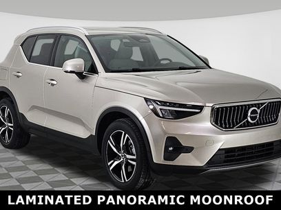 Used 2023 Volvo XC40 B5 Plus