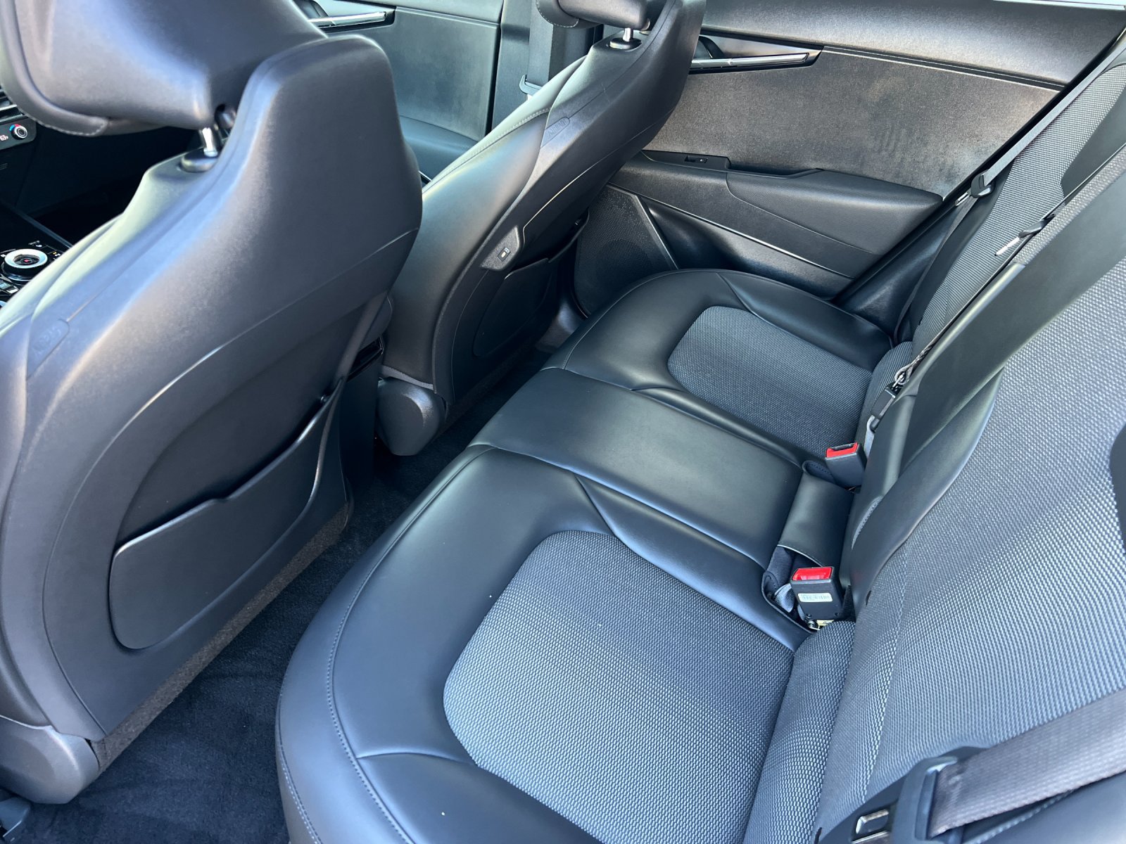 Used 2024 Kia Niro Wind FWD image 11