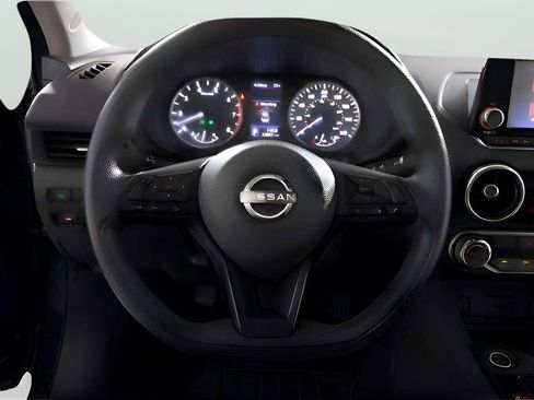 Used 2024 Nissan Sentra S image 31