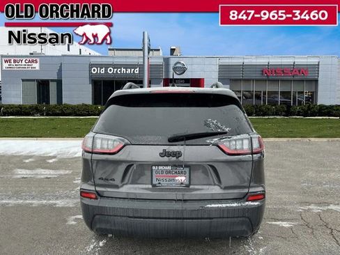 Used 2021 Jeep Cherokee Altitude image 5