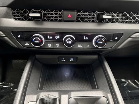 Used 2025 Honda Accord SE image 14