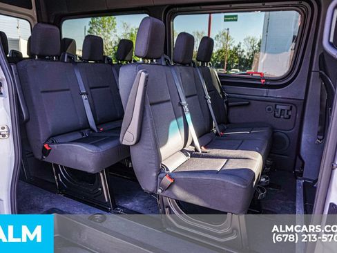 Used 2024 Mercedes-Benz Sprinter 2500 image 35