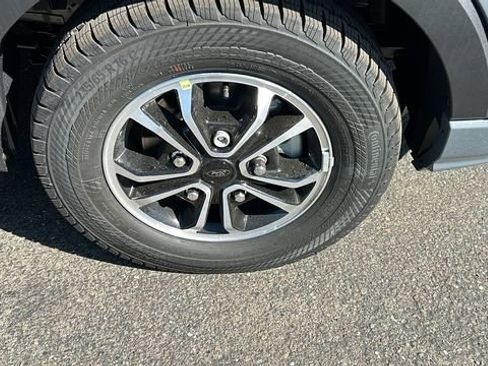 New 2025 Ford Transit 350 XLT image 10