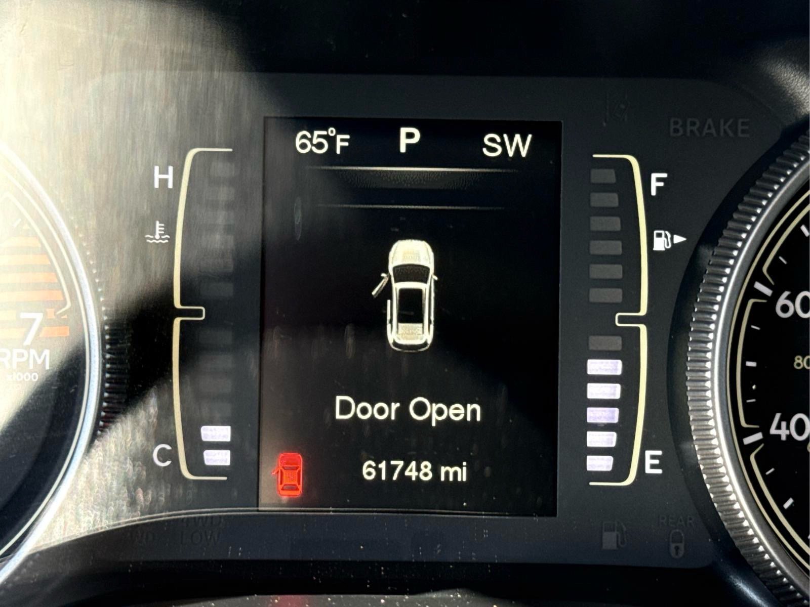 Used 2016 Jeep Cherokee Sport AWD/4WD image 20