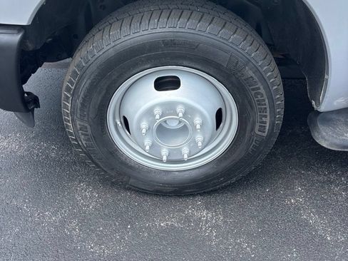 Used 2015 Ford F350 XL w/ Power Equipment Group RWD image 11