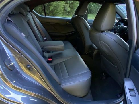 Used 2022 Lexus IS 350 F Sport w/ Accessory Package RWD image 34