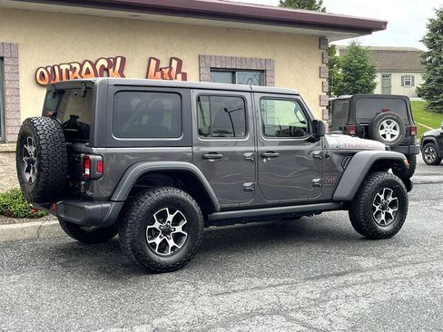 Used 2021 Jeep Wrangler Unlimited Rubicon image 3