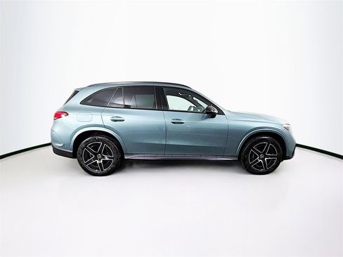 New 2025 Mercedes-Benz GLC 300 4MATIC image 8