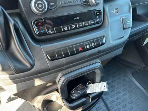 Used 2023 RAM ProMaster 2500 image 18