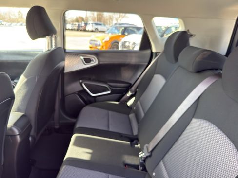 Used 2024 Kia Soul LX w/ LX Technology Package image 30