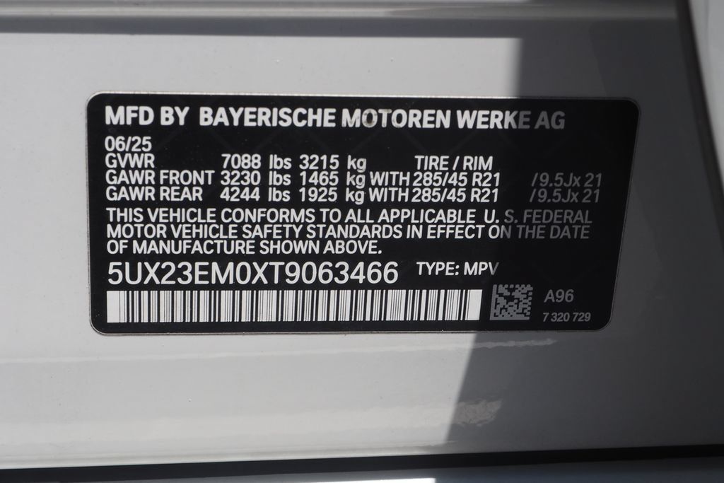 Used 2026 BMW X7 xDrive40i AWD/4WD image 32