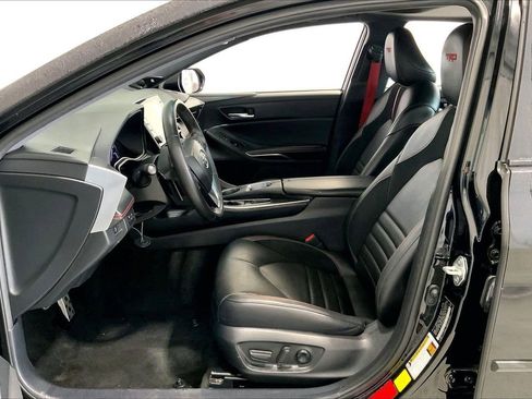 Used 2021 Toyota Avalon TRD image 15