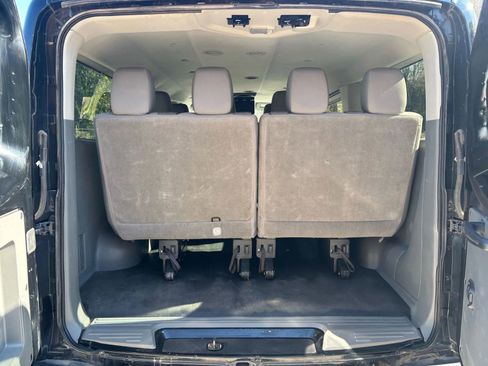 Used 2019 Nissan NV 3500 S image 42