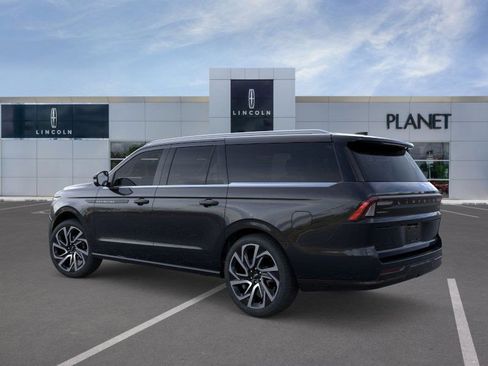 New 2026 Lincoln Navigator L Black Label image 4