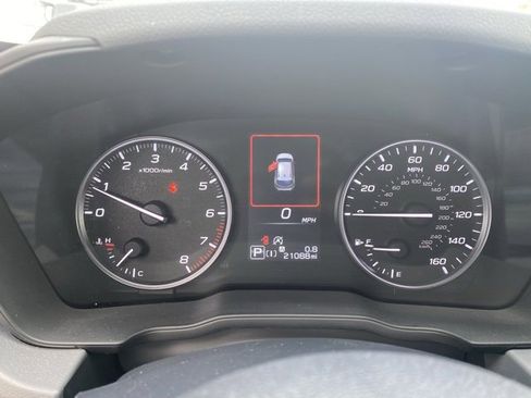 Used 2024 Subaru Crosstrek 2.0i Premium image 18