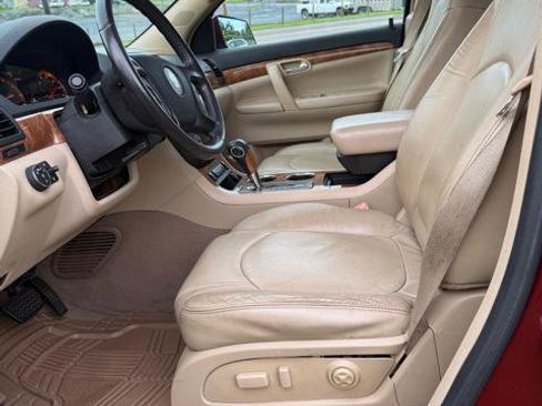 Used 2008 Saturn Outlook XR w/ Premium Trim Package image 11