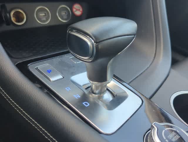 Used 2025 Genesis G70 2.5T AWD/4WD image 32
