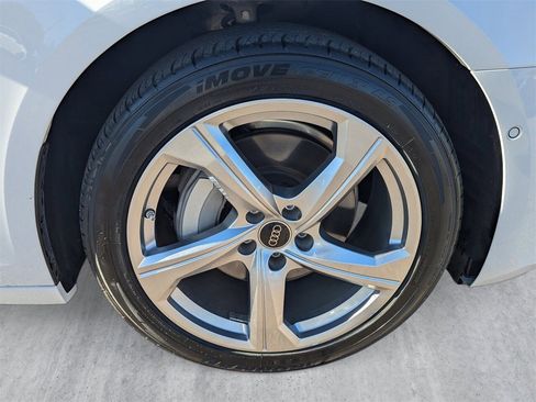 Used 2024 Audi A6 Premium Plus image 11