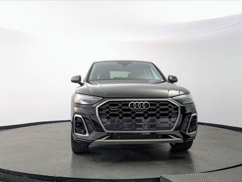 Used 2023 Audi Q5 2.0T Premium Plus w/ Premium Plus Package AWD/4WD image 12