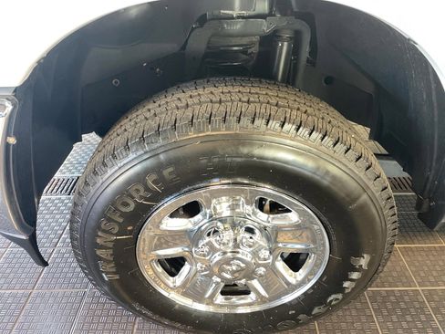 Used 2024 RAM 3500 Tradesman w/ Towing Technology Group image 5