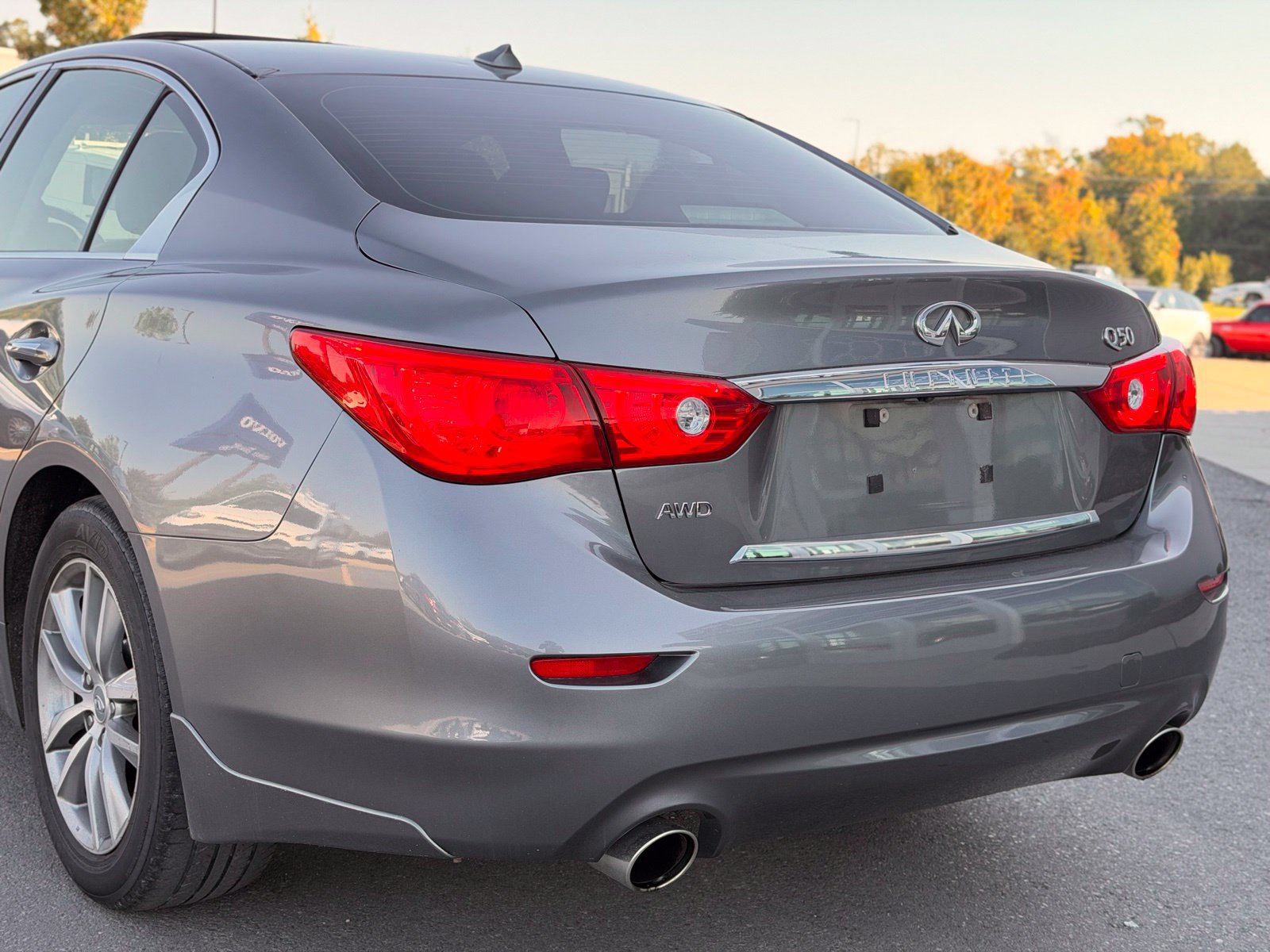 Used 2014 INFINITI Q50 Premium w/ Navigation Package AWD/4WD image 5