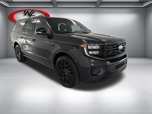 New 2027 Ford Expedition Max Platinum w/ Stealth Performance Package AWD/4WD image 3