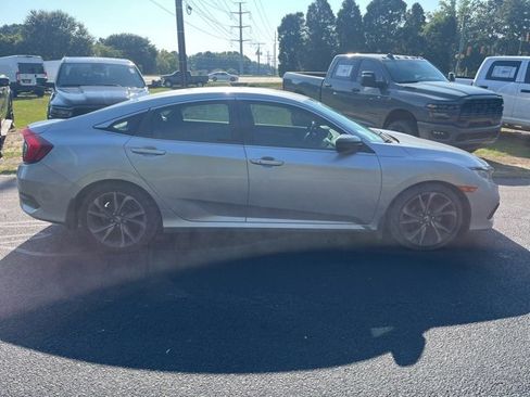 Used 2020 Honda Civic Sport image 2