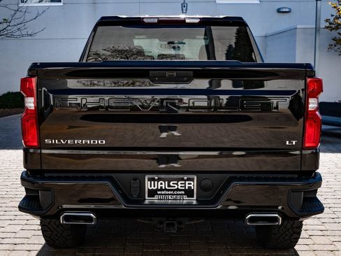 Used 2020 Chevrolet Silverado 1500 LT Trail Boss image 10