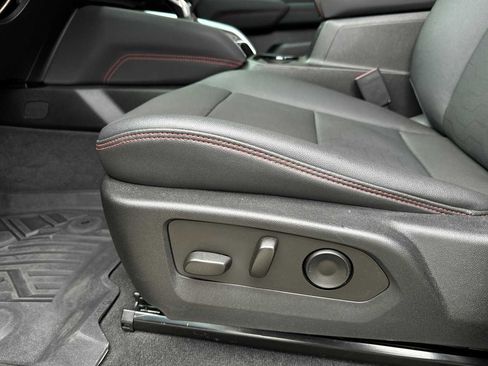 Used 2023 Chevrolet Colorado Z71 w/ Z71 Convenience Package 2 image 13