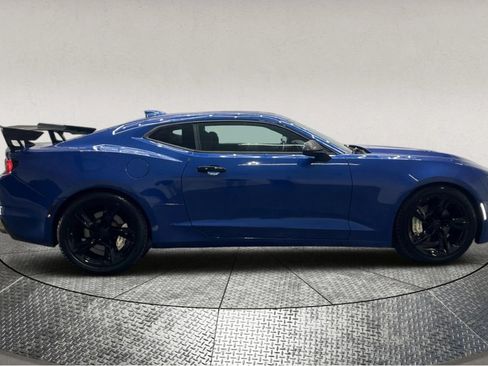 Used 2019 Chevrolet Camaro SS image 9