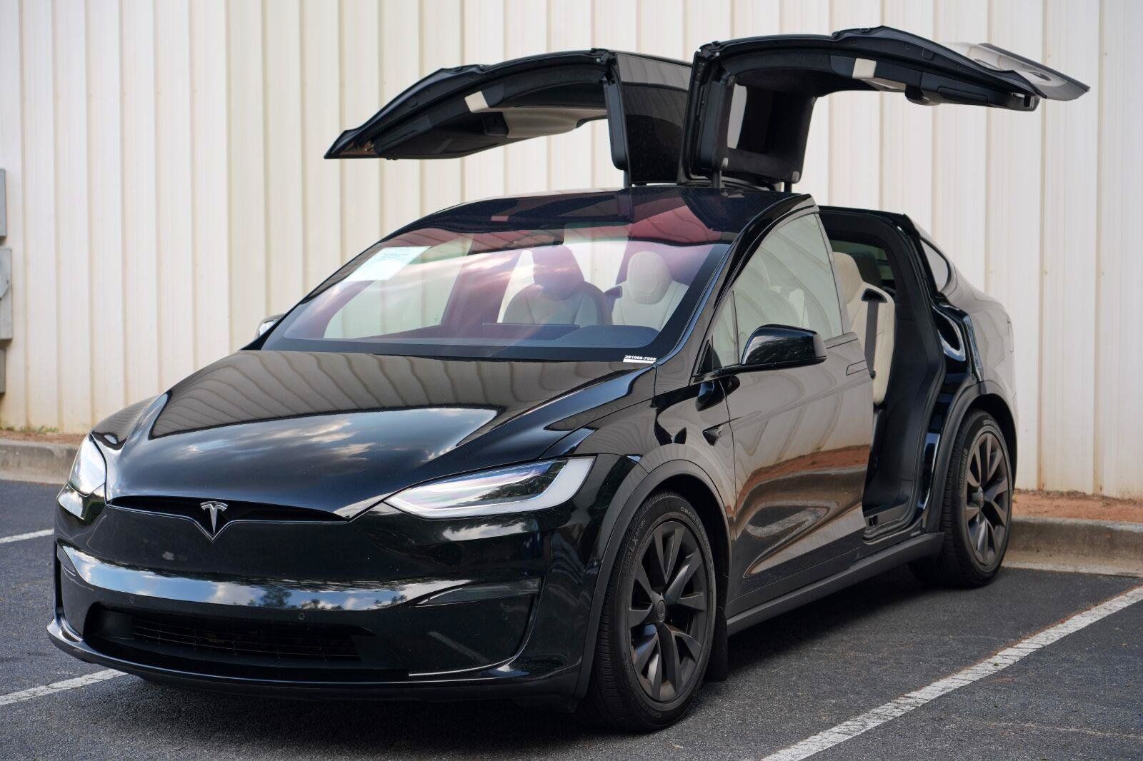 Used 2023 Tesla Model X AWD/4WD image 52