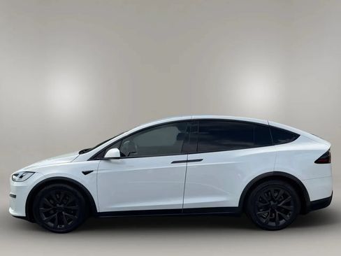 Used 2022 Tesla Model X AWD/4WD image 3
