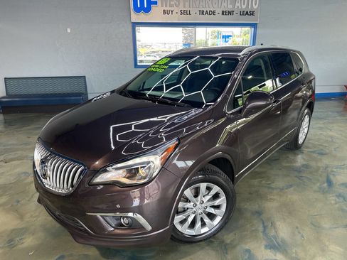Used 2017 Buick Envision Essence image 2