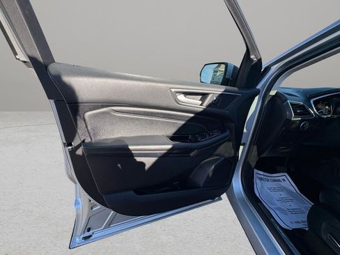 Used 2017 Ford Edge Titanium w/ Equipment Group 301A image 46