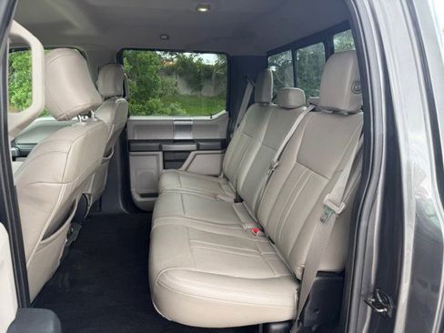 Used 2016 Ford F150 XLT w/ Equipment Group 302A Luxury image 11