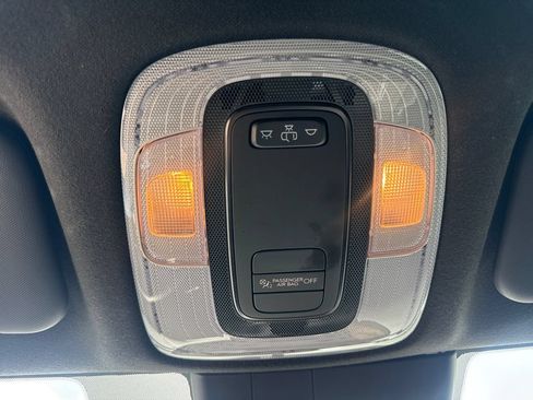 Used 2025 Hyundai Elantra Sport FWD image 28
