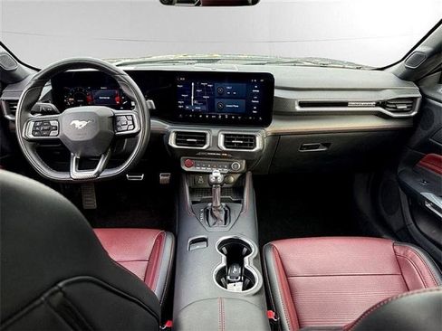 Used 2024 Ford Mustang Premium image 6