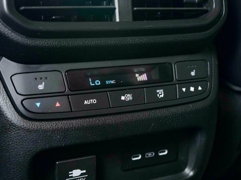 Certified 2025 Honda Pilot Elite image 43