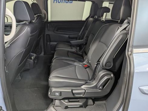 New 2026 Honda Odyssey Touring image 36
