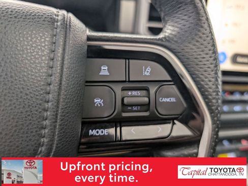 Used 2022 Toyota Tundra Limited AWD/4WD image 16