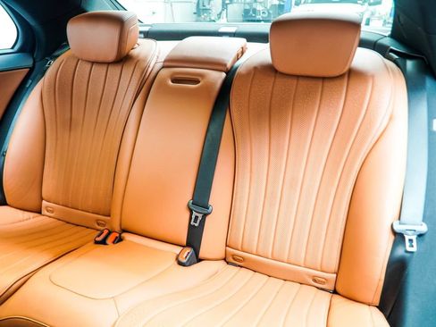 Used 2023 Mercedes-Benz S 500 4MATIC w/ AMG Line image 33