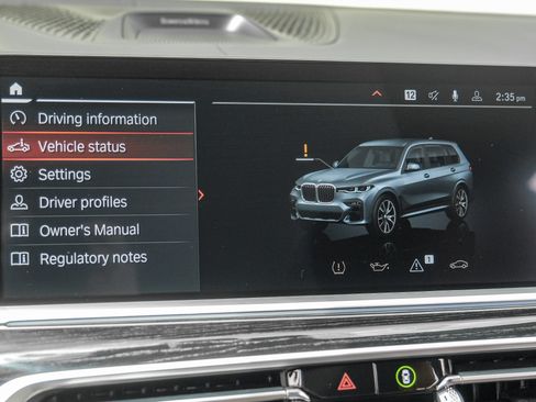 Used 2021 BMW X7 M50i w/ Dynamic Handling Package AWD/4WD image 30