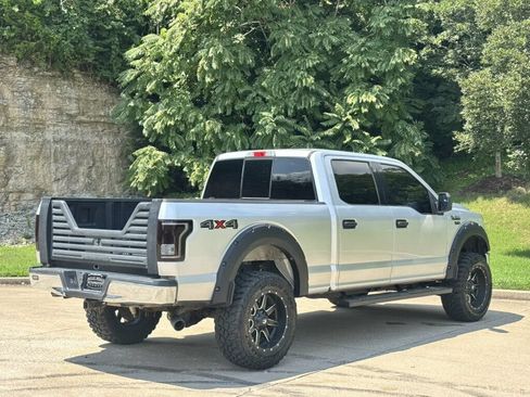 Used 2016 Ford F150 XLT AWD/4WD image 4