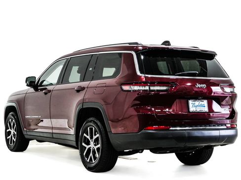 Used 2023 Jeep Grand Cherokee L Limited w/ Trailer Tow Group (B) AWD/4WD image 8