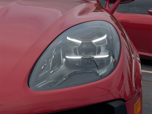 Used 2021 Porsche Macan S w/ Premium Package Plus image 29