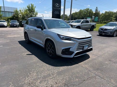 Used 2025 Lexus TX 500h AWD image 15