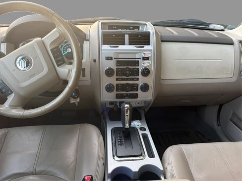 Used 2010 Mercury Mariner Premier FWD image 16