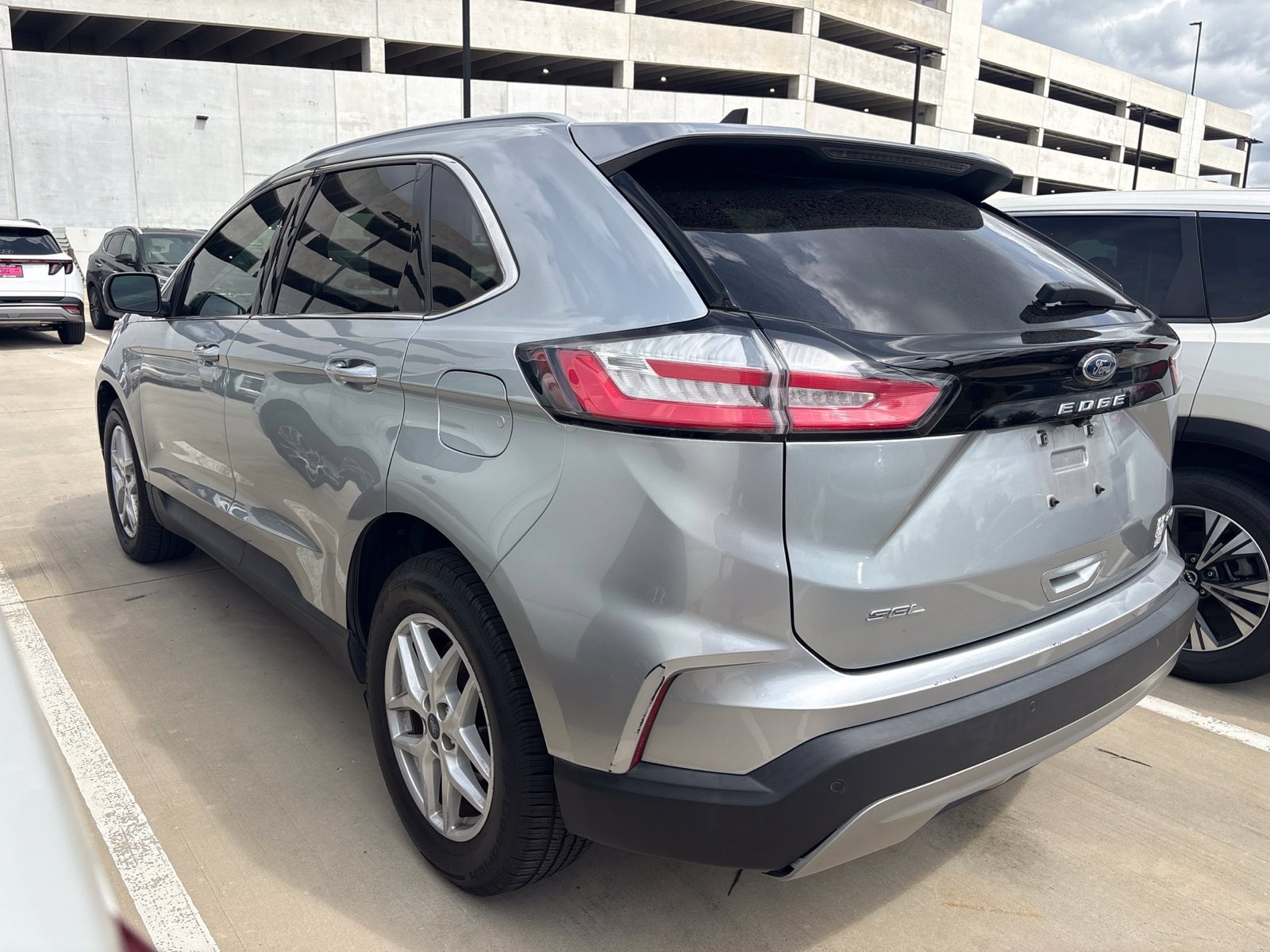 Used 2022 Ford Edge SEL w/ Convenience Package AWD/4WD image 6