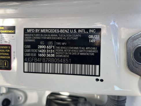 Certified 2024 Mercedes-Benz GLE 350 4MATIC w/ AMG Line Exterior image 37